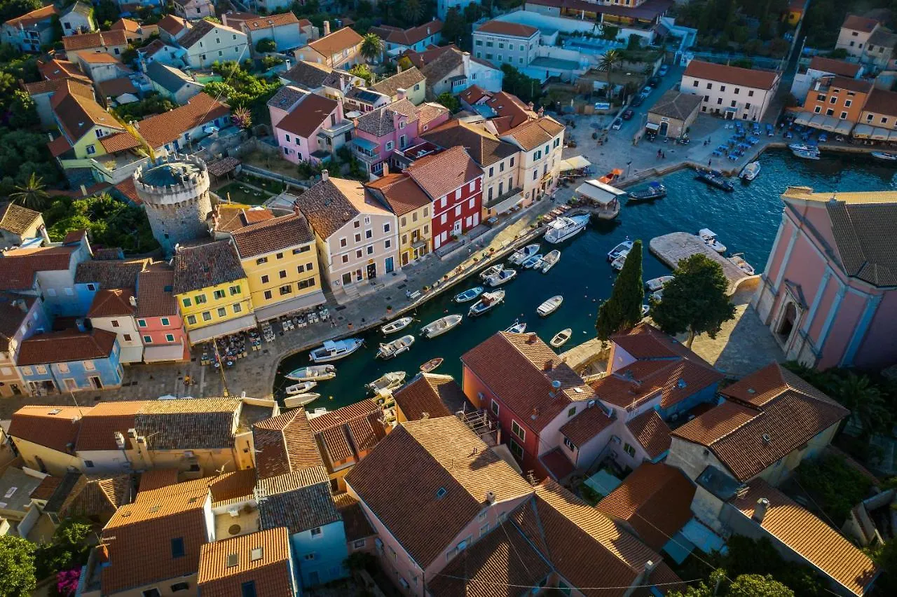 Bed And Breakfast Ciao Bella Veli Lošinj Couette-café